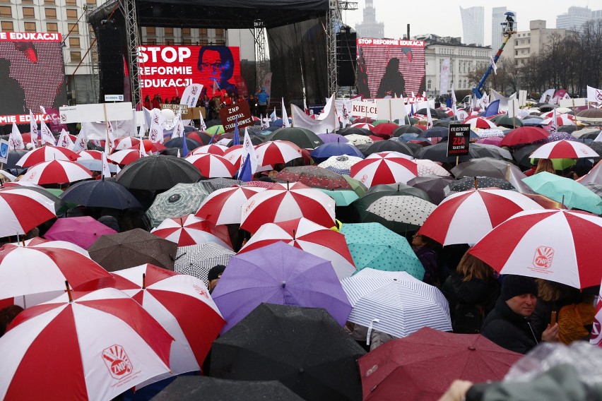 W sobotę nauczyciele protestowali w Warszawie.