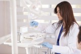 Fakty i mity o pracy w gabinecie stomatologicznym