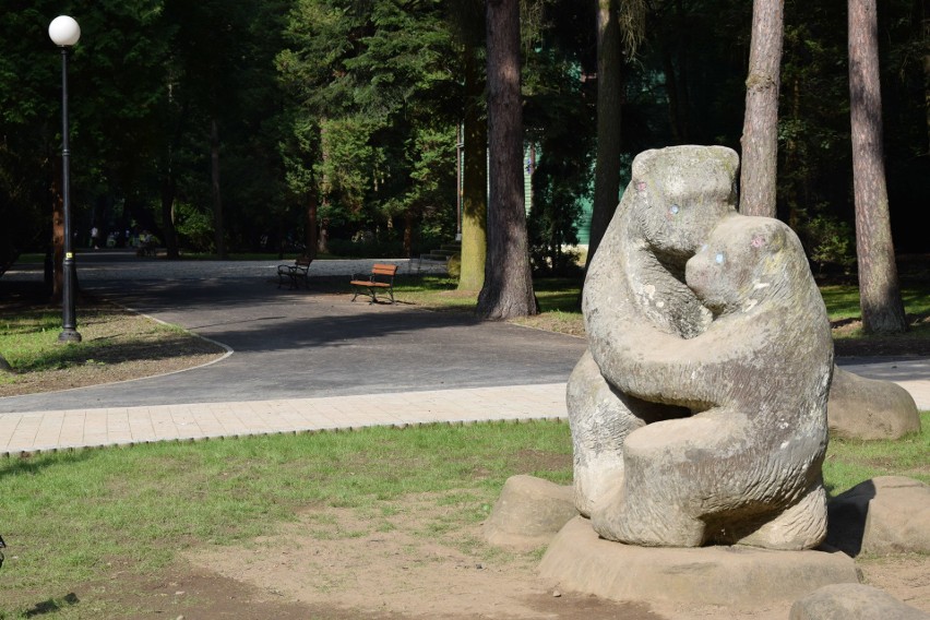 Park Miejski w Gorlicach po rewitalizacji. Jest mnóstwo...