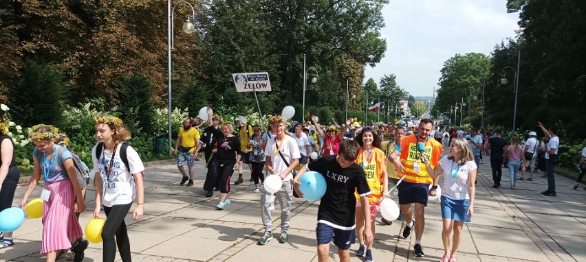 Pielgrzymki z archidiecezji łódzkiej na Jasnej Górze. Jak ich witano?