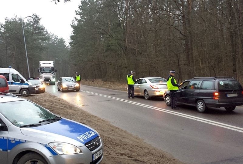 Trzeźwy Poranek. 64-latek wsiadł za kierownicę po kilku piwach. Stracił prawo jazdy (zdjęcia)