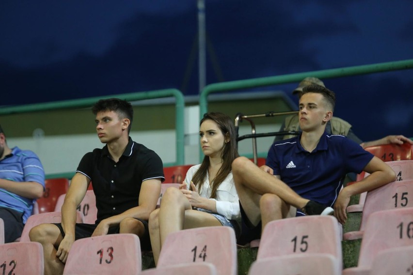 W poprzedni meczu na Stadionie Ludowym kibice Zagłębia byli...