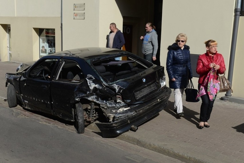 Poznań: Dwie osoby ranne w wypadku na Wierzbięcicach