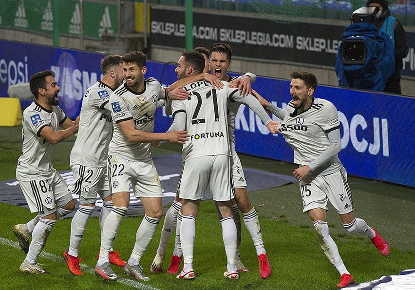 PKO Ekstraklasa. Zdjęcia z meczu Legia Warszawa - Lech Poznań 2:1 [GALERIA]