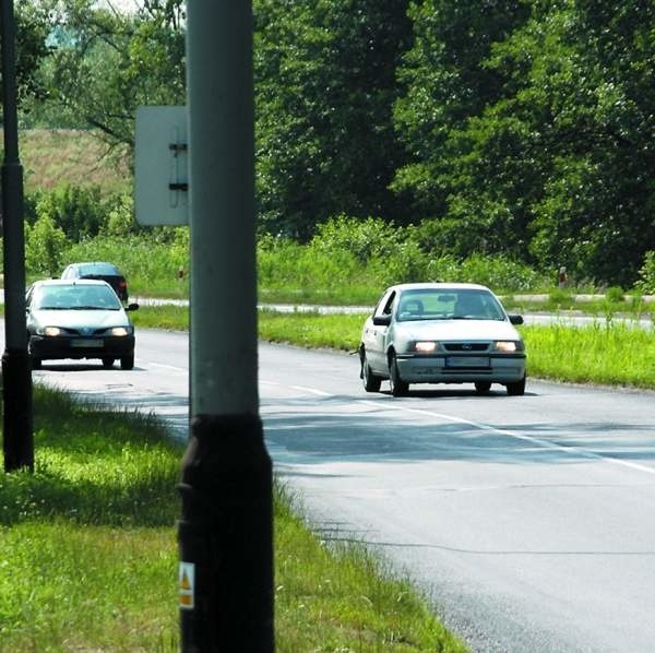 Wisłostrada w Tarnobrzegu - miejsce, z którego policjant &#8222;ustrzelił&#8221; radarem kierowcę passata.