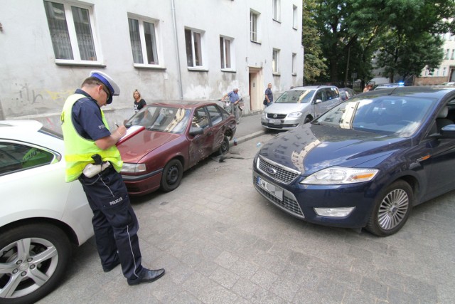 Coraz więcej osób rezygnuje z ubezpieczenia auta. Nasz region, w ciągu dwóch lat, przesunął się w górę niechlubnego rankingu.