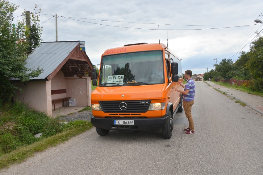 Przez między innymi Cierchy bus kursuje dziennie 11 razy....