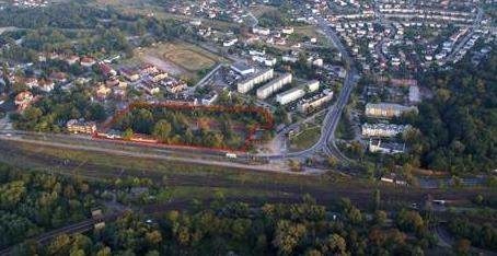 Wojsko nie może pozbyć się potężnych terenów na ul. Podgórskiej