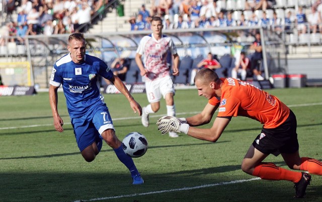 05.08.2018 Mecz Miedź Legnica - Górnik Zabrze: Po pucharowej przegranej w czwartek na Słowacji z AS Trencin 1:4, Górnik pojechał na mecz ligowy do beniaminka Lotto Ekstraklasy. Kiedy w sezonie 2016/2017 zabrzanie i zespół z Legnicy grali w I lidze dwa razy górą była Miedź. Tym razem zabrzanie wygrali, choć przegrywali do przerwy 0:1.