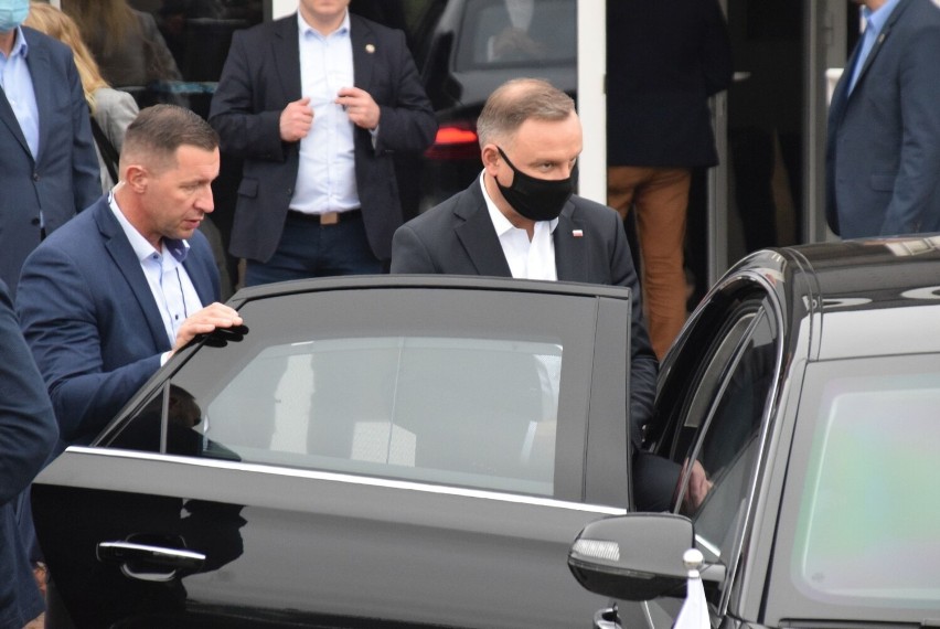 Celem wizyty prezydenta Andrzeja Dudy w Gnieźnie był zakład...