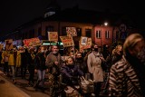 Protest w Lipsku przeciw ograniczaniu prawa do aborcji. W manifestacji z transparentami uczestniczyło około dwieście osób [ZDJĘCIA]