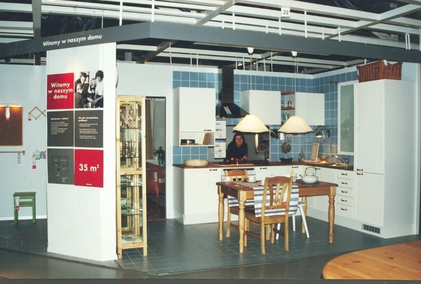 IKEA Kraków ma już 25 lat. Pamiętacie, jak robiło się zakupy w 1998 roku?