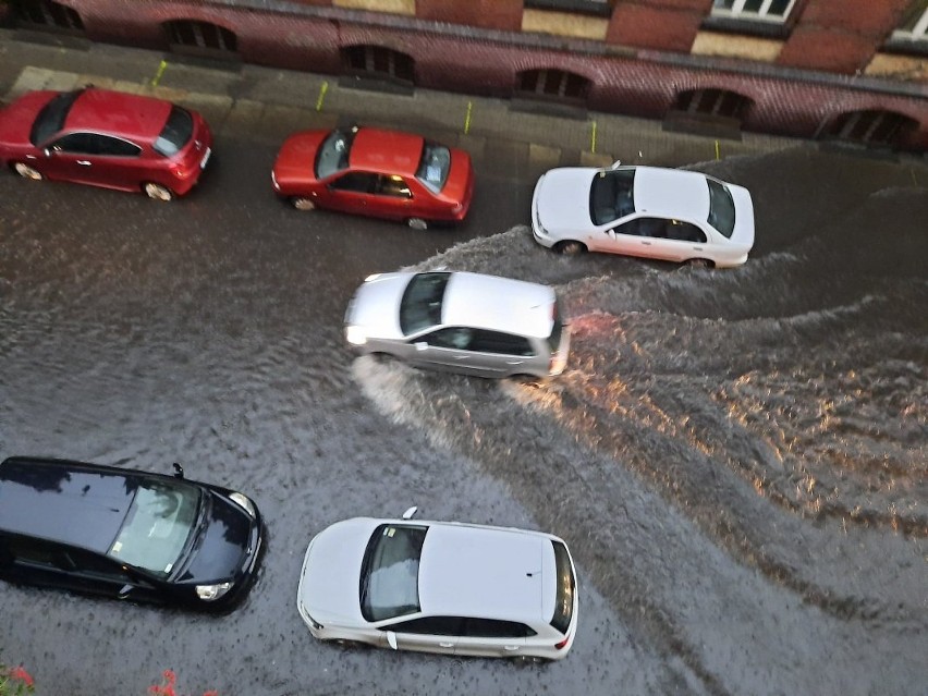 W Poznaniu zalana została między innymi ulica Łąkowa....