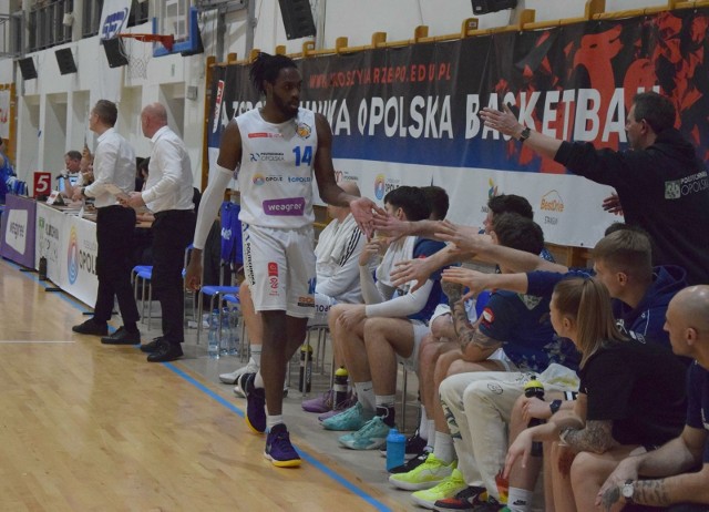 Kareem Reid (nr 14) zdobył najwięcej punktów dla zespołu z Opola.