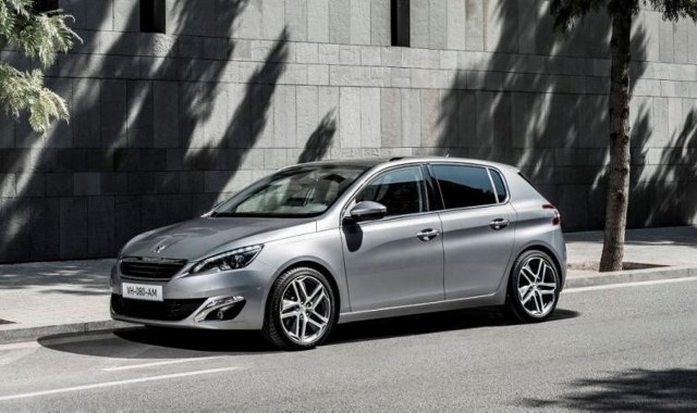 Nowy Peugeot 308 - kompakt o podwyższonym standardzie