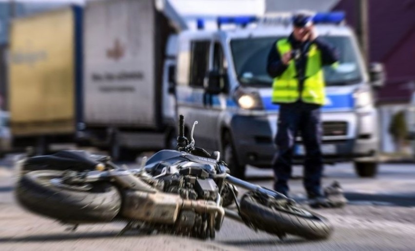 Policyjny pościg za uciekającym motocyklistą, który nie...