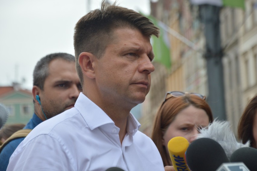 Petru we Wrocławiu: Dobrze, że prezydent postawił weto, ale to zasługa Polaków