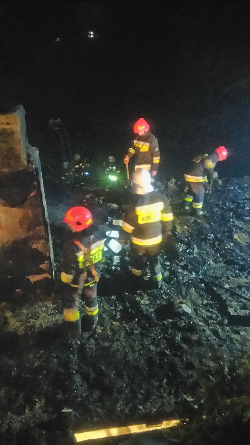 Pożar w Bałkowie. Rodzina straciła dach nad głową