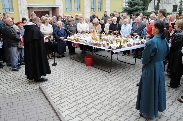 Świecenie pokarmów w tarnobrzeskich kościolach...