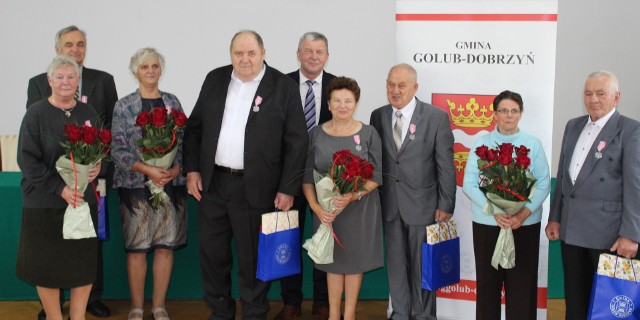 Medale za Długoletnie Pożycie małżeńskie przyznano dla Wiktorii i Stefana Celmer, Heleny i Mieczysława Fordońskich, Ewy i Romana Guzińskich, Jadwigi i Bernarda Michalskich, Anny i Juliana Janowskich