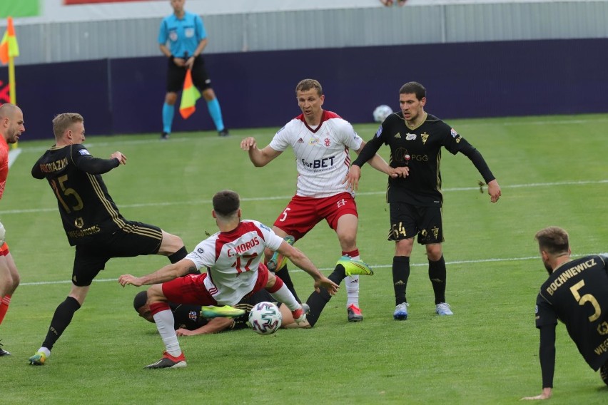 30-06-2020 lodz .mecz lks lodz gornik zabrze wygrany przez...