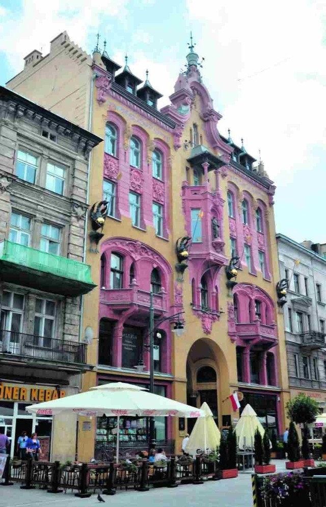 Kamienica przy ul. Piotrkowskiej 86 jest jedną z najpiękniejszych w Łodzi.