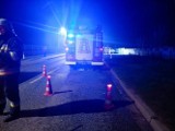 Szok w Kłobucku! Mężczyzna zawisł na płocie. Wielkanocna wspinaczka po ogrodzeniu o włos od tragedii. Nietypowa interwencja strażaków