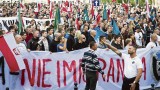 Nikt nie widział hajlowania podczas manifestacji?