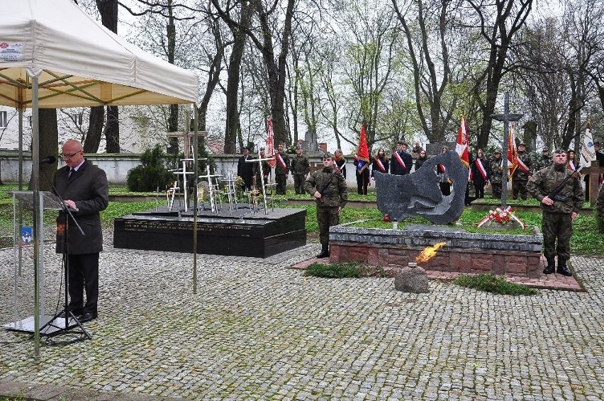 Sandomierz: Pamięć o ofiarach zbrodni katyńskiej  