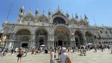 Aktywiści klimatyczni oblali błotem fasadę bazyliki Świętego Marka w Wenecji