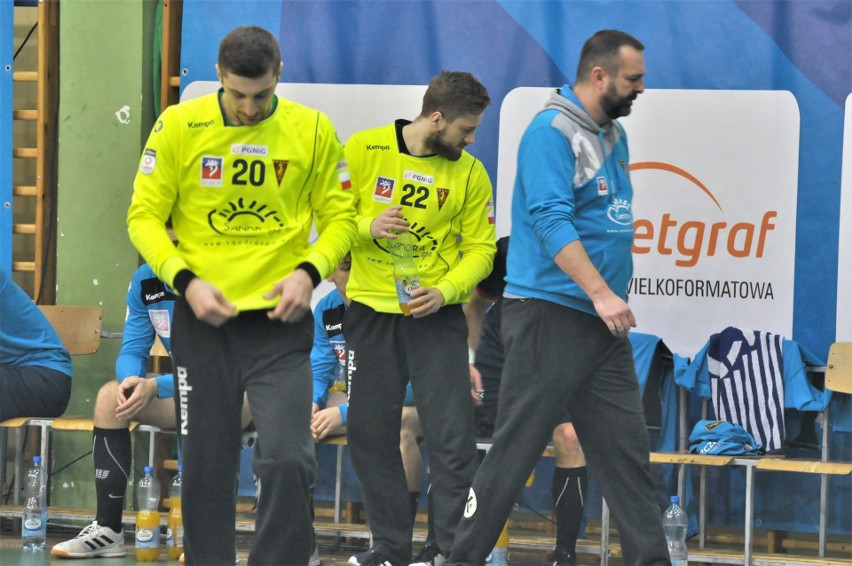 PGNiG Superliga. Tym razem dogonić rywala się nie udało. SPR Stal Mielec przegrała z Sandra SPA Pogonią Szczecin [ZDJĘCIA, RELACJA]