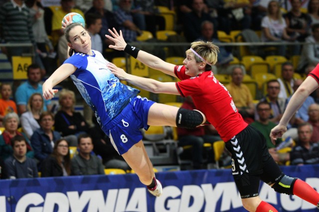 Monika Kobylińska to wyróżniająca się zawodniczka nie tylko gdyńskiej drużyny, ale i reprezentacji Polski