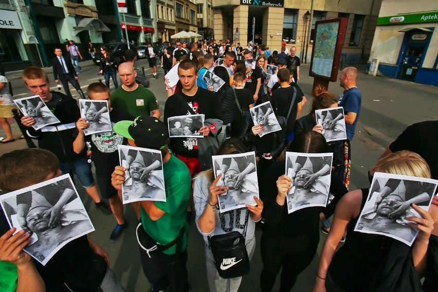 Śmierć Igora. Uczestnicy marszu poszli pod komisariat na Trzemeskiej