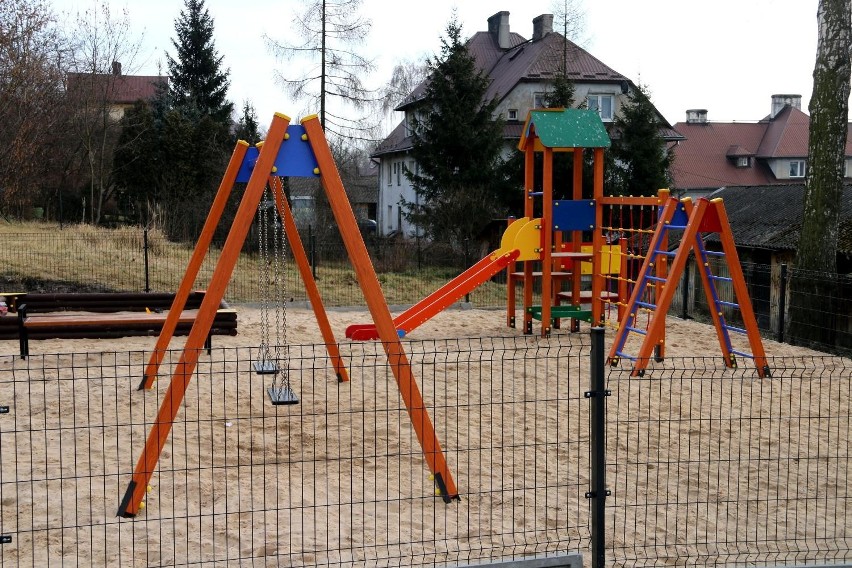 Plac zabaw przy ulicy Widok w Starachowicach
