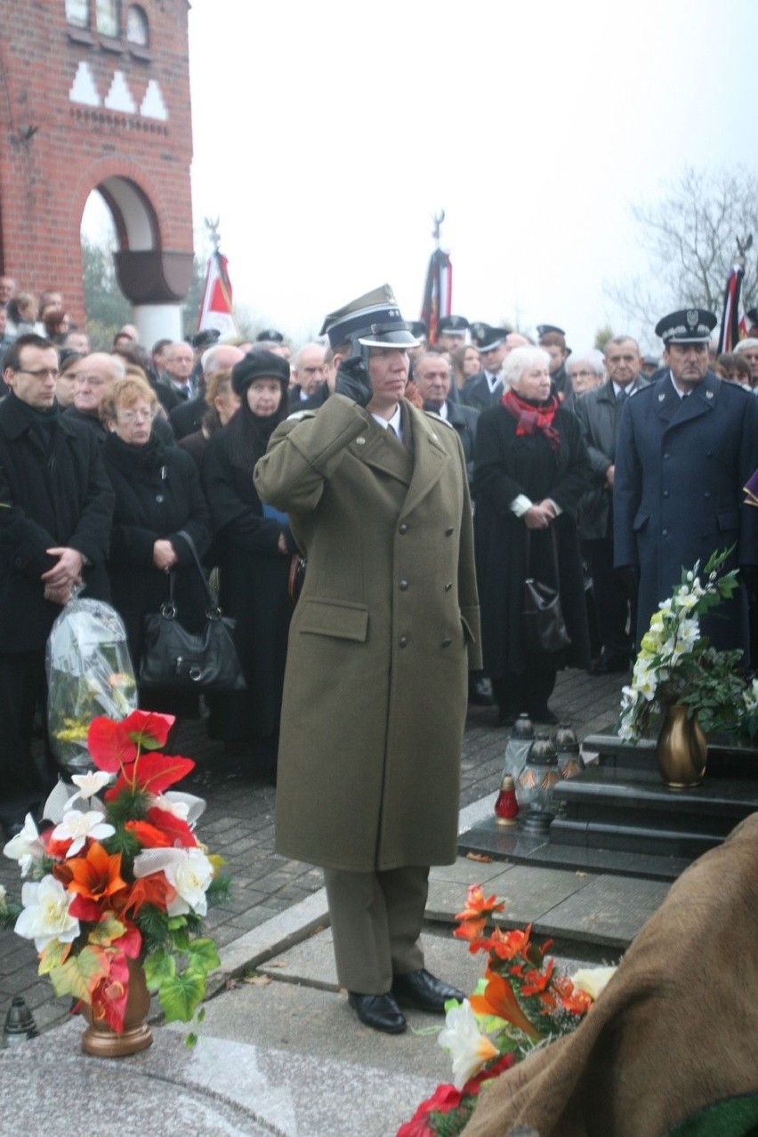 Antoni Tomiczek POGRZEB: Bohater II wojny światowej pochowany w Pstrążnej [ZDJĘCIA]