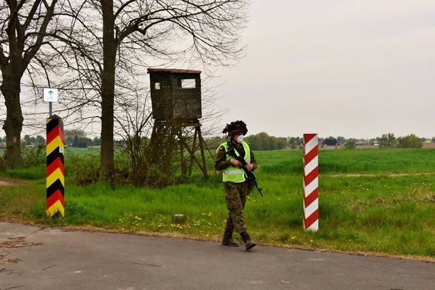 Żołnierze „Niebieskich Beretów” patrolują zachodnią granicę...