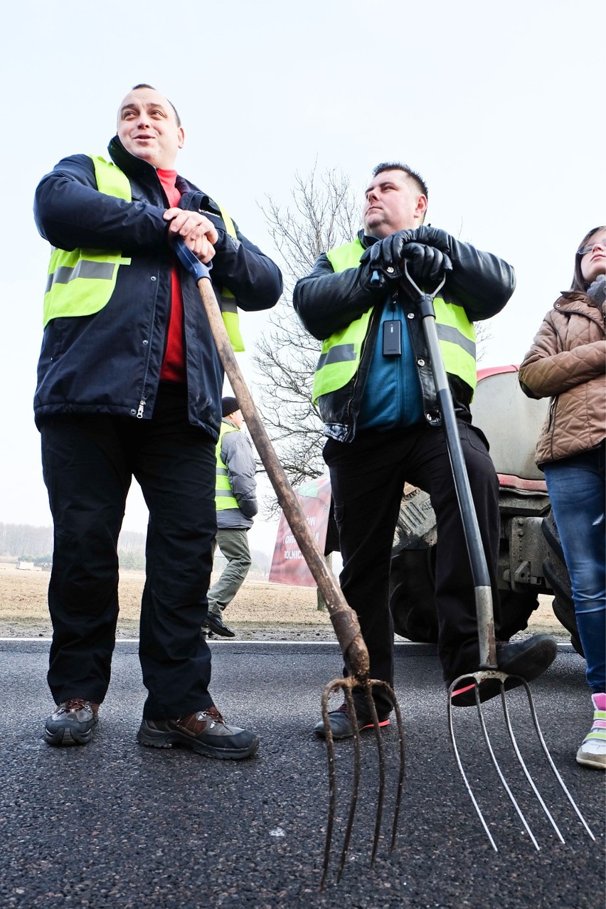 Rolnicy zapowiadają protesty w całej Polsce. Będą blokować...