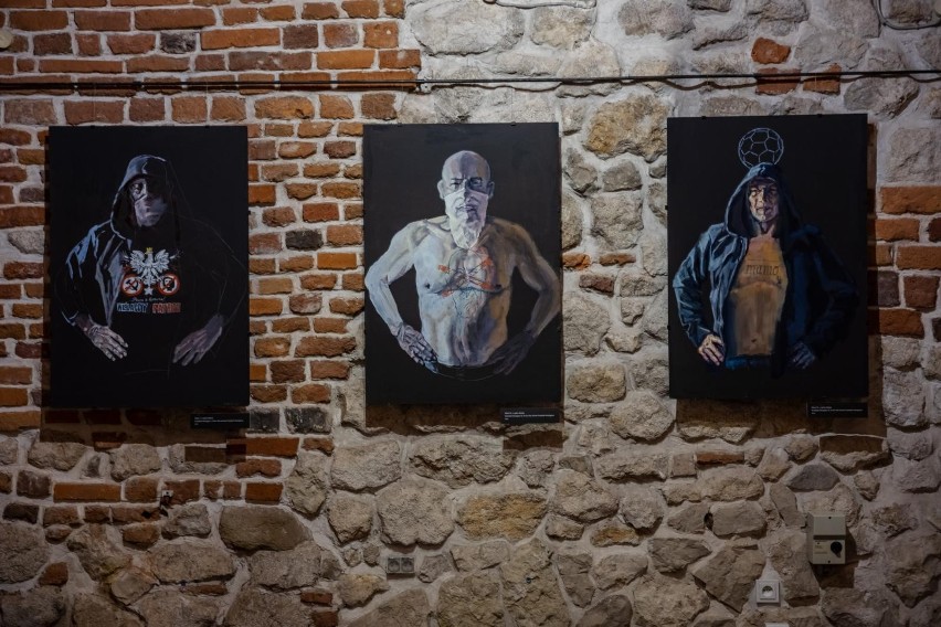 "Portrety krakowian" na wystawie prac Leszka Sobockiego w Bunkrze Sztuki