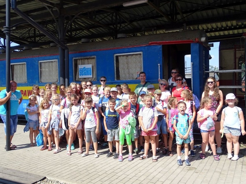 Wspaniałe wakacje dla dzieci w Sadowiu. 80 osób bawiło się przez cztery tygodnie [ZDJĘCIA]