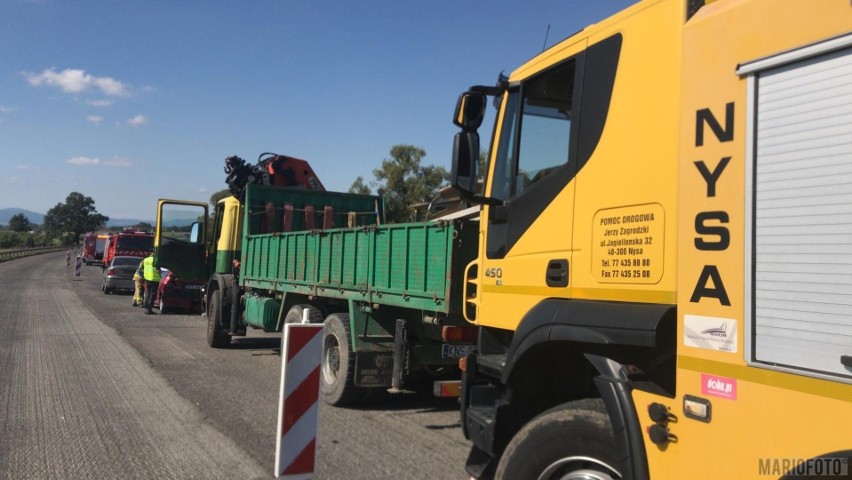 Na obwodnicy Otmuchowa zderzyły się trzy samochody osobowe i...