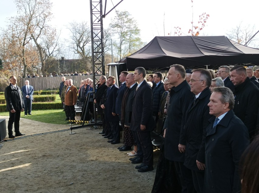 Prezydent Duda w Ostrowi. Otwarcie Muzeum Dom Rodziny Pileckich odbyło się 2.11.2022. Wziął w nim udział Andrzej Duda
