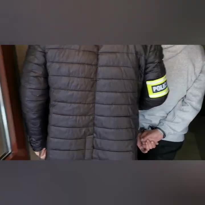 Białystok. Mundurowi zatrzymali 48-latka podejrzanego o oszustwo metodą „na policjanta” (zdjęcia, wideo)