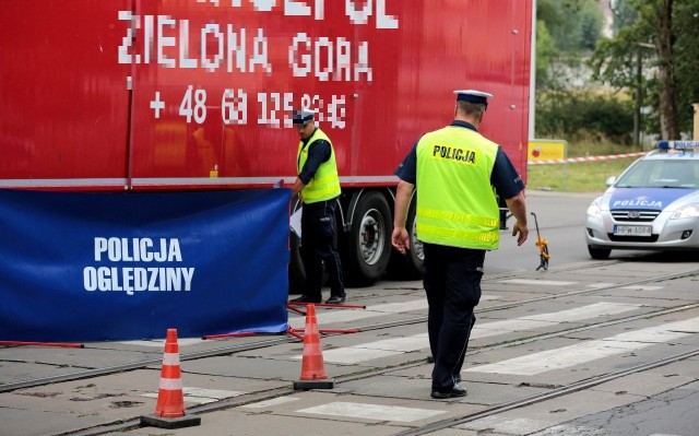 Do wypadki na ul. Stalmacha w Szczecinie doszło w poniedziałek