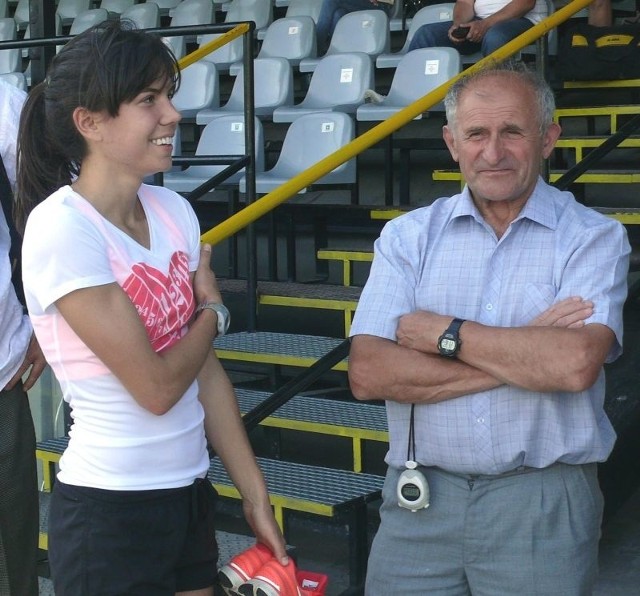 Joanna ze swoim trenerem z Victorii Stalowa Wola, Stanisławem Aniołem.