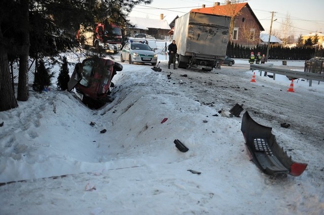 Przyczyny wypadku w Pikulicach ustali policja.