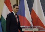 Premier Mateusz Morawiecki: Rząd pomoże Polakom wrócić samolotami do kraju