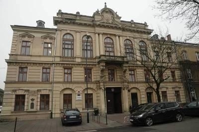 W kuluarach krakowskiego magistratu krążą opowieści o kolejkach, jakie co roku w grudniu ustawiały się w ZIKiT po identyfikatory. Fot. Adam Wojnar
