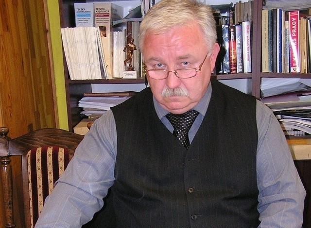 Janusz Gawroński, dyrektor MGOK w Miastku, odchodzi na emeryturę.  Ogłoszony został już konkurs na nowego szefa tej placówki.