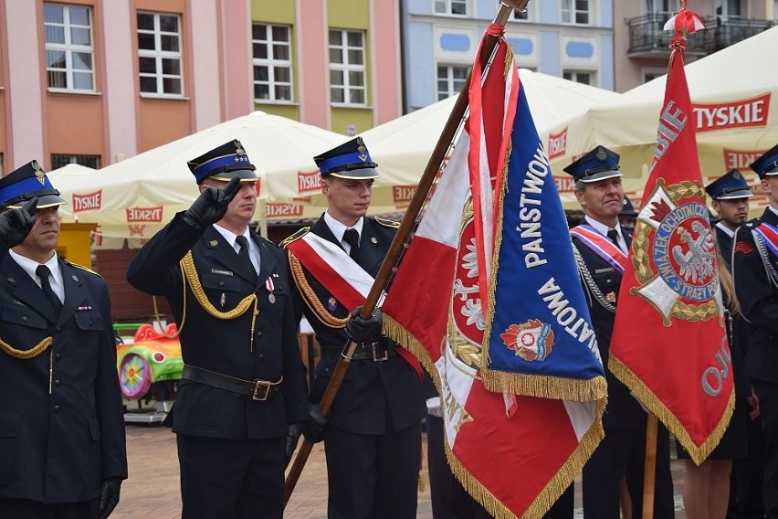 Strażacy z Chojnic świętowali. Dostali awanse, medale i wyróżnienia [zdjęcia]