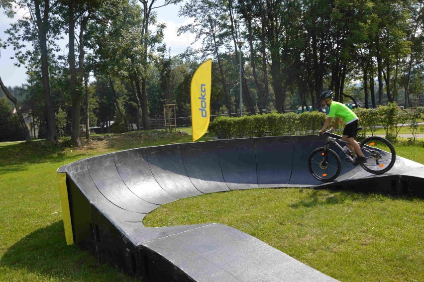 Zakopane. Tor pumptrackowy dla każdego chętnego rowerzysty [ZDJĘCIA]